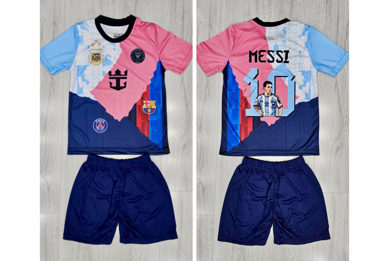 8369 Юбилеен детски футболен комплект Всички отбори на MESSI 10